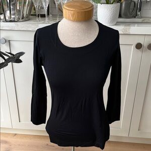 Elegant Akris Punto Black Women's 3/4 sleeve round neck stretch cotton Top